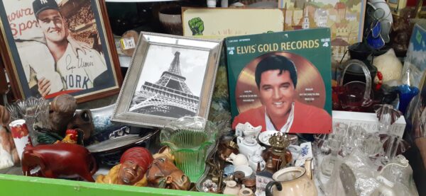 antique booth elvis