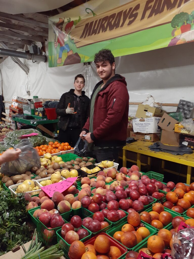 MURRAY'S FARM Trails End Market