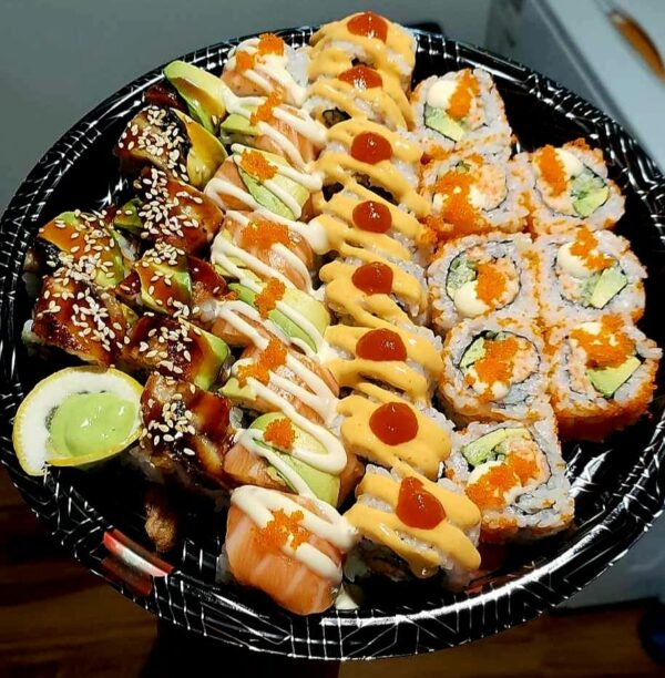sushi tray